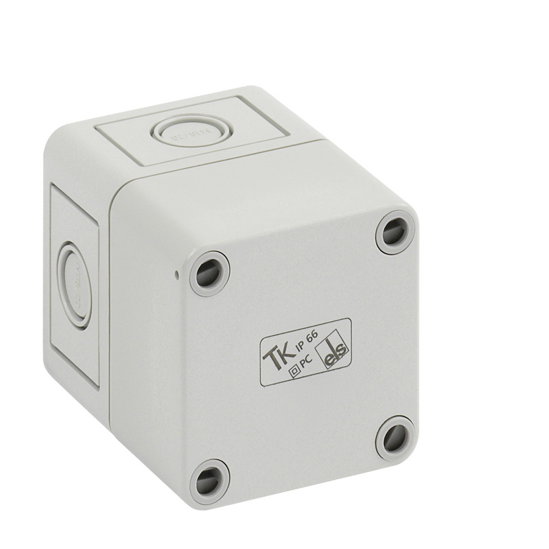Prázdná skříň - TK PC 77-8-m